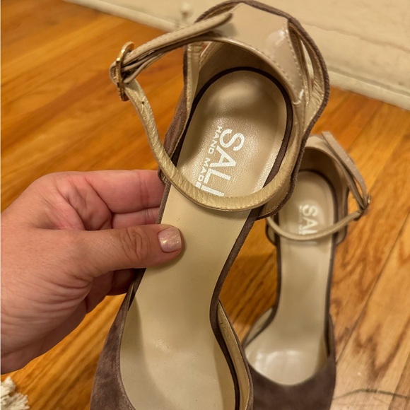 SALI Suede & Patent leather | Ankle strap pumps - Picture 6 of 9